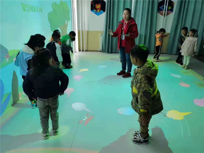 圖為學生們.jpg 圖為學生們.jpg