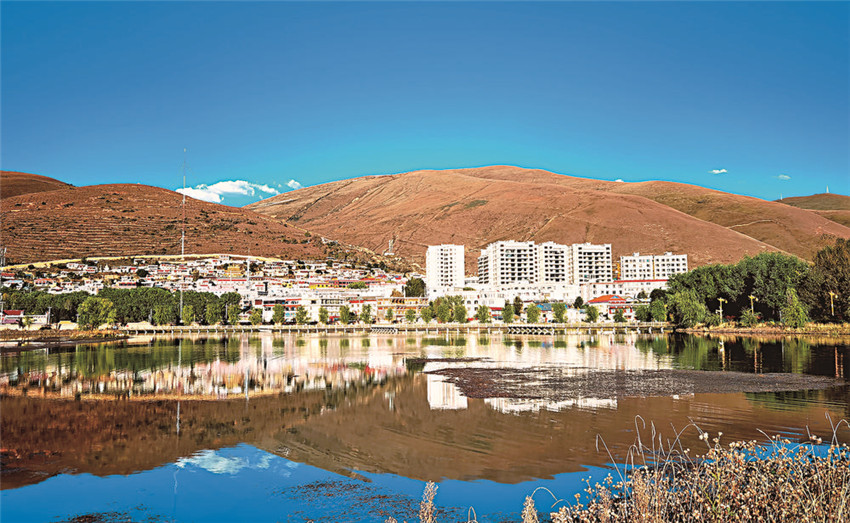 建成后的道孚.jpg 建成后的道孚.jpg