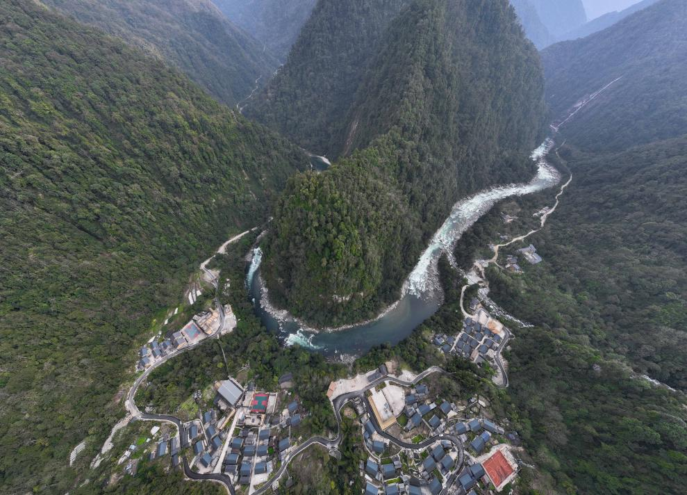 2023年3月10日，獨(dú)龍江航拍。